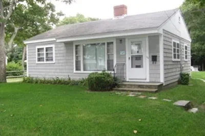 169 Seaview Ave #FRONT