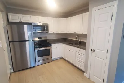 215 Pearl Street #9