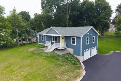 25 Edson Ave 1