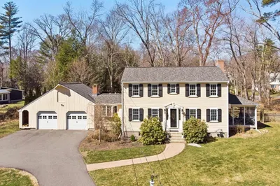 28 Oneida Rd