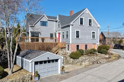 8 Linden Street