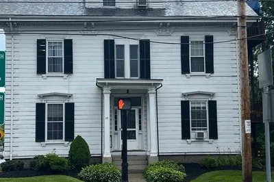 35 Locust St #1 1