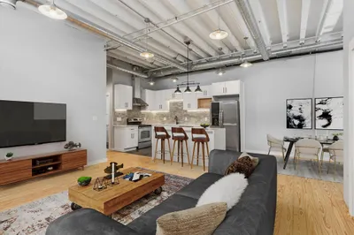 107 South St #2F 1