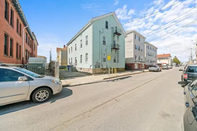 281 Harrison St