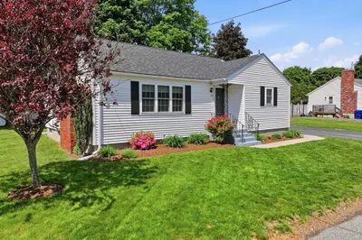 16 Hamilton Ave