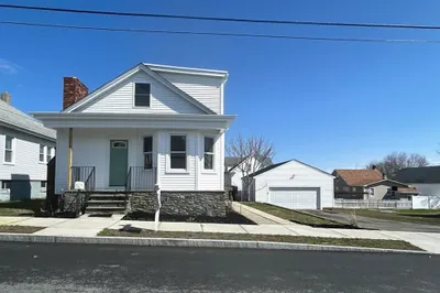 15 Bliss St 1