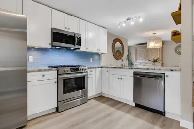 21 W Parish Ct #21 1