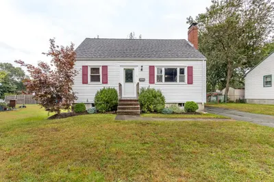 11 Gloria Rd