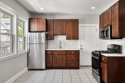 32 Millet St #2 1