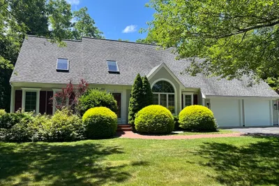 81 Acadia Dr 1