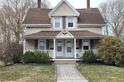 71 Pratt St #1 1