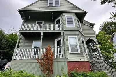 40 Orne St #2