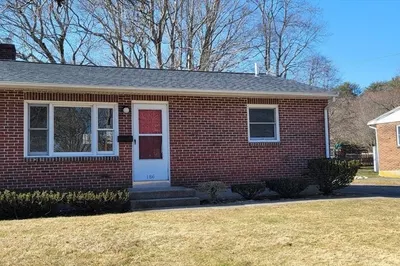 186 Manzella Ct 1