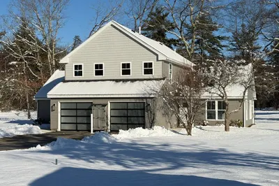 10 Barracks Road #10