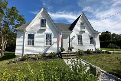 89 Russells Mills Rd. 1