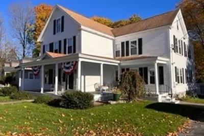 63 Maple Ave