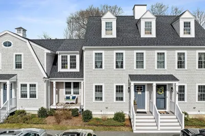 138 Elm Street #2 1