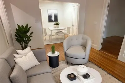 5 Main St #4