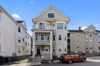 30 Harold St #2 1