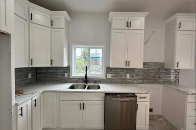 7 Weir Ave #1 1