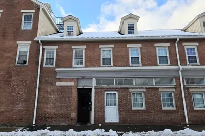 8 Union St #7 1