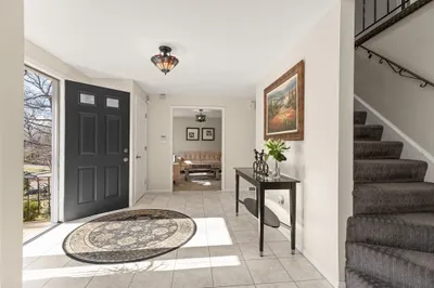41 Azalea Rd 1
