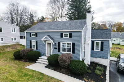 29 Benjamin Rd 1