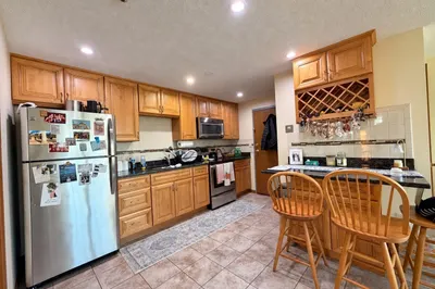 85 Charles St., St #9 1