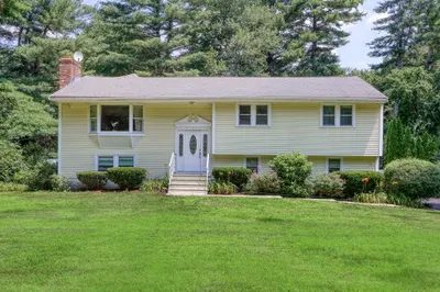 105 Tamarack Road