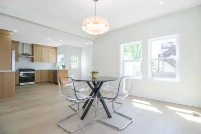 9 Conant Rd