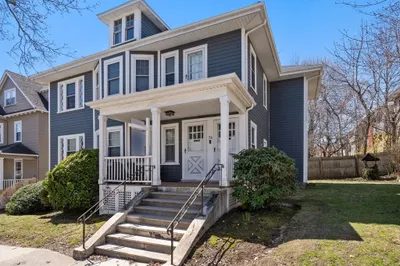 74 Bradfield Ave