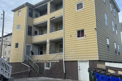 84 Everett St 1