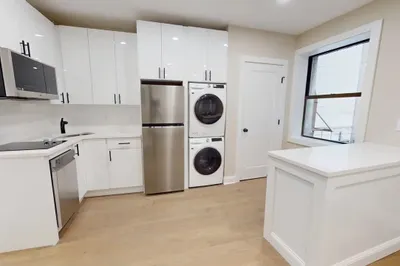 31-35 India St #303 1