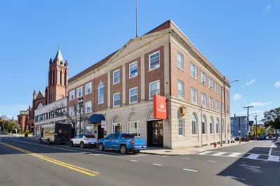 459 Broadway #204 1