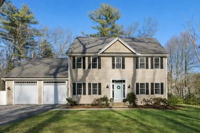 578 Carpenter Rd 1