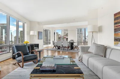1 Avery St #24D