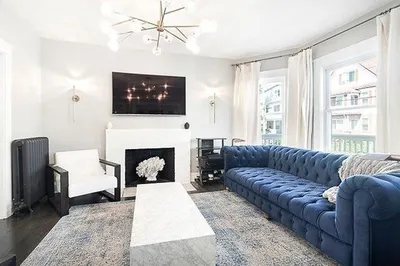 74 Evans St #76
