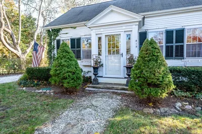 415 Barlows Landing Rd