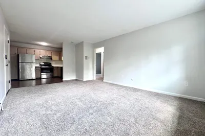 132 North St #10
