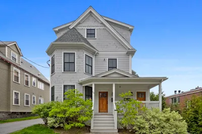 44 Evergreen St #3 1