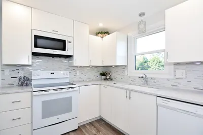126 Charlton St #106D 1