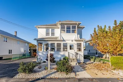 111 Pine Street 1