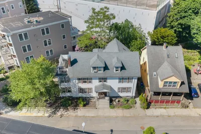 9 Parkwood Ter 1