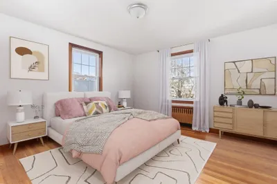 43 Newton Ave #4