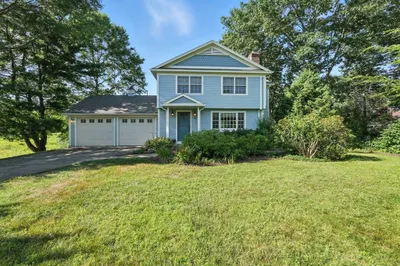 124 Pomeroy Ln 1