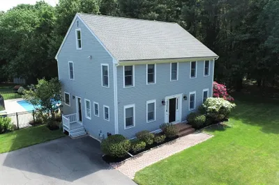 25 Country Farm Rd 1