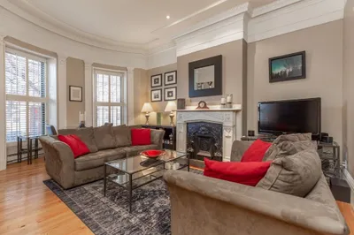 439 Shawmut Ave #2