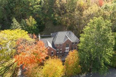 45 Rosemont Drive 1