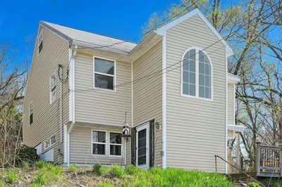 8 Pineview Trl