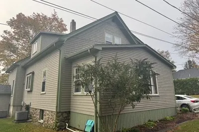 16 Blain St